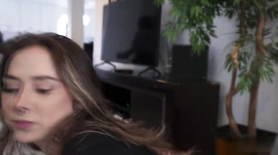 Daisy Foxxx Fucked In Study Group