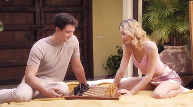Sexy Chess Blonde Lady Kelly Collins Gets Fucked Sensually