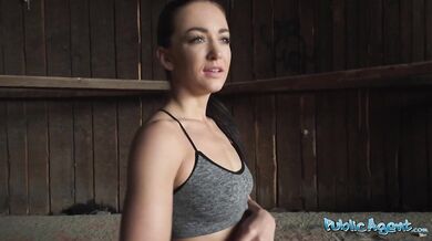 Fit jogger with great ass has such a tight body