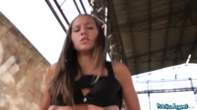 I Fuck A Hot Brunette Student And Cum In Her Mouth