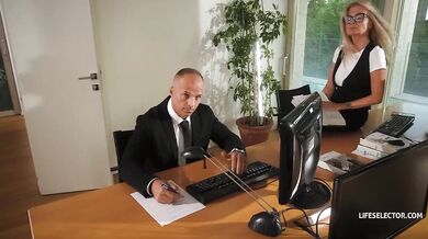 Leya Desantis in hot POV fuck