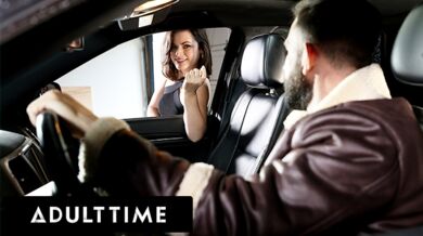 Horny Dharma Jones Convinces Friend To Fuck Her While Her Man Is Away!