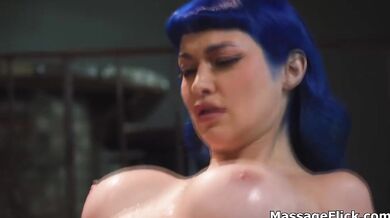 Client fucks hot masseuse Jewelz Blu in a casual freeuse while she is watching