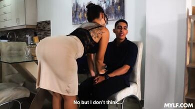 Cougar Daniela Andrea Seduces Delivery Guy