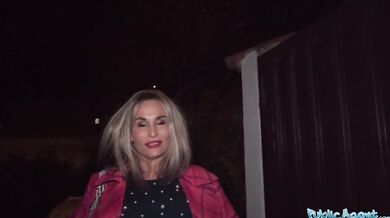 I fuck my GF's hot mom who has great big boobs