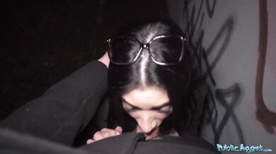 Latina wants my dick but her mom can't know