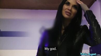 British pornstar Jasmine Jae in a rare outdoor public sex POV video