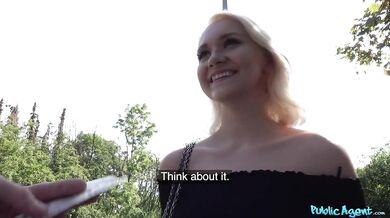Dream Teen Sucks And Fucks In The Woods