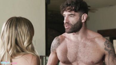 Tiny Stepsister Aria Valencia Gets Big Cock Deep Inside Squirting Pussy