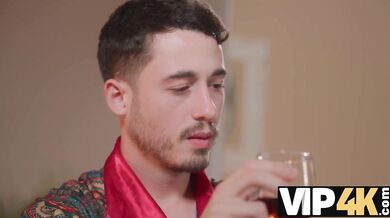 Sensual fuck with black haired babe