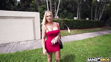 Big Tits Blonde MILF Gets Her Big Ass Fucked In The Van