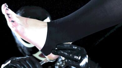 Pantyhose And Foot Fetish