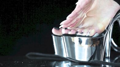 Pantyhose And Foot Fetish