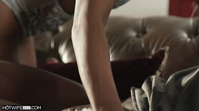 Hubby Allows Hot Ebony Hotwife To Enjoy A BBC And Please Her Needs