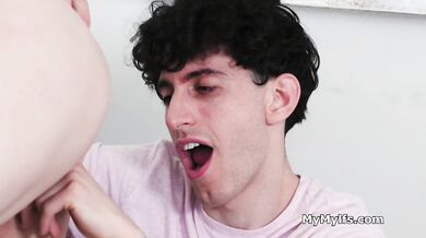 Her MILF pussy makes him calm down after a hard day