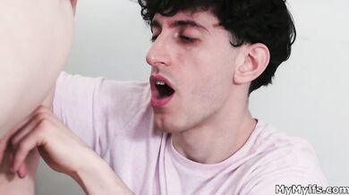 Her MILF pussy makes him calm down after a hard day