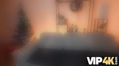 I was a good girl all year so Santa gave me cumshot as a present