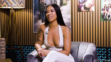 Ameena Green - Origins, Farting Videos And Fans