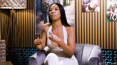 Ameena Green - Origins, Farting Videos And Fans