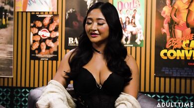 Jasmine Teaa - All-Asian Orgies, Reddit Porn And Chun-Li Cosplay