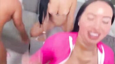 All Thicks Booty Fuck In Foursome