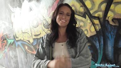 Beaty babe fucked by BWC for quick cash
