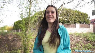 Brunette jogger with a great ass measures a big cock before fucking it