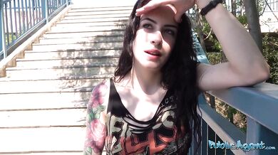 American seduced in Europe and got creampie outdoors