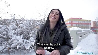 Blue eyed babe sucks a fat big dick out in the snow