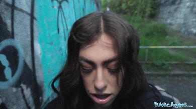 Sexy Colombian babe sucks and fucks in public place