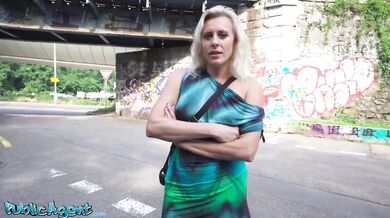 Blonde MILF with natural tits and nice pussy flaps fucks outdoors in a public park