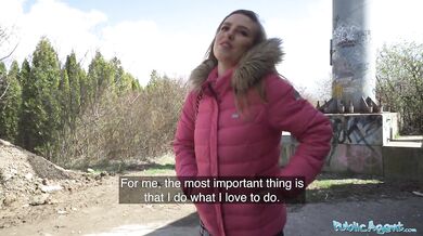 A beautiful woman with a model looking figure gives and outdoor blowjob before fucking