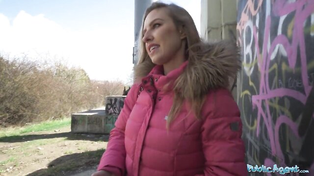 A beautiful woman with a model looking figure gives and outdoor blowjob before fucking