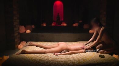 Malena Amaro Fingered During A Sex Massage