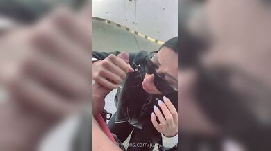 Juicy.Alison Shows Quickie Outdoor