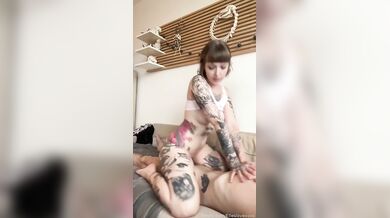 Elleslovexoxo Blowjobs And Fucks Her Boyfriend