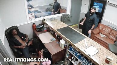 Sarai Minx Goes From Street Dares To Getting Drilled In The Shop For A Cash Prize