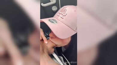 Juicy.Alison's Blowjob Quickie At A Public Restroom