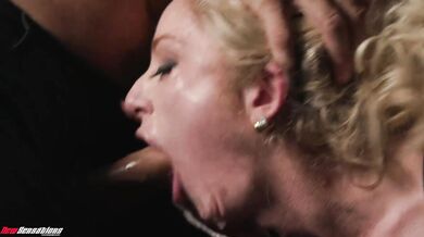 Submissive MILF Sadie Summers Wants It Rough In Animal Style