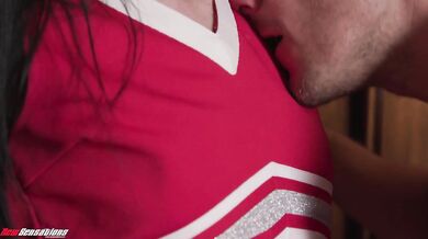 Cheerleader Lilith Reine Gets Man Cock To Fuck Her Tight Pussy