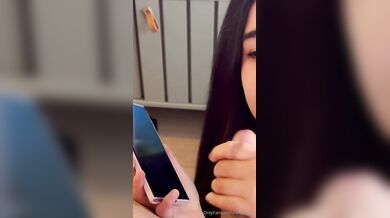 Lemuriana Gives Sloppy Blowjob While In A Call