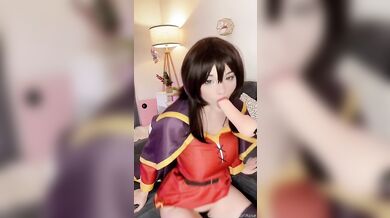 Cosplay Beauty Hidori Rose Grinds A Dildo Machine As Megumin
