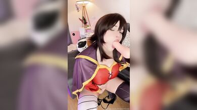 Cosplay Beauty Hidori Rose Grinds A Dildo Machine As Megumin