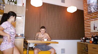 Horny AlejaPalacios Gets Penetrated In The Kitchen
