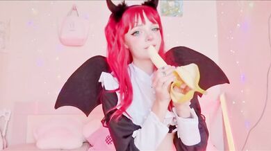 Horny Succubus Lolidream Fills Her Butt With A Banana