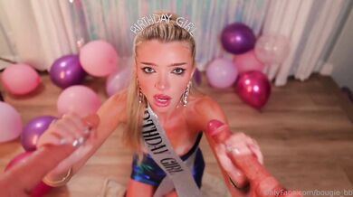 Onlyfan Babe Bougie_Bb Plays With Her Dildos On Her Birthday