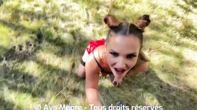 Amateur AvaMoorex Turns A Hike Into A Hot Fuck