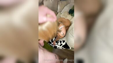 Zoe_Consagra Gives Her Boyfriend A Quick Blowjob