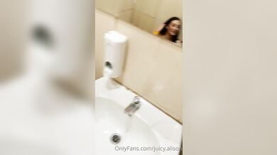 Juicy.Alison Gives Blowjob In A Public Restroom
