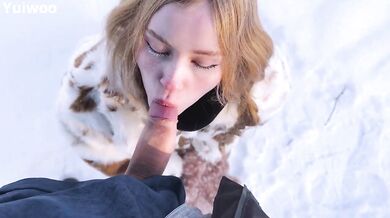 Yuiwoo Swallows Fresh Cum In A Snow Outdoors